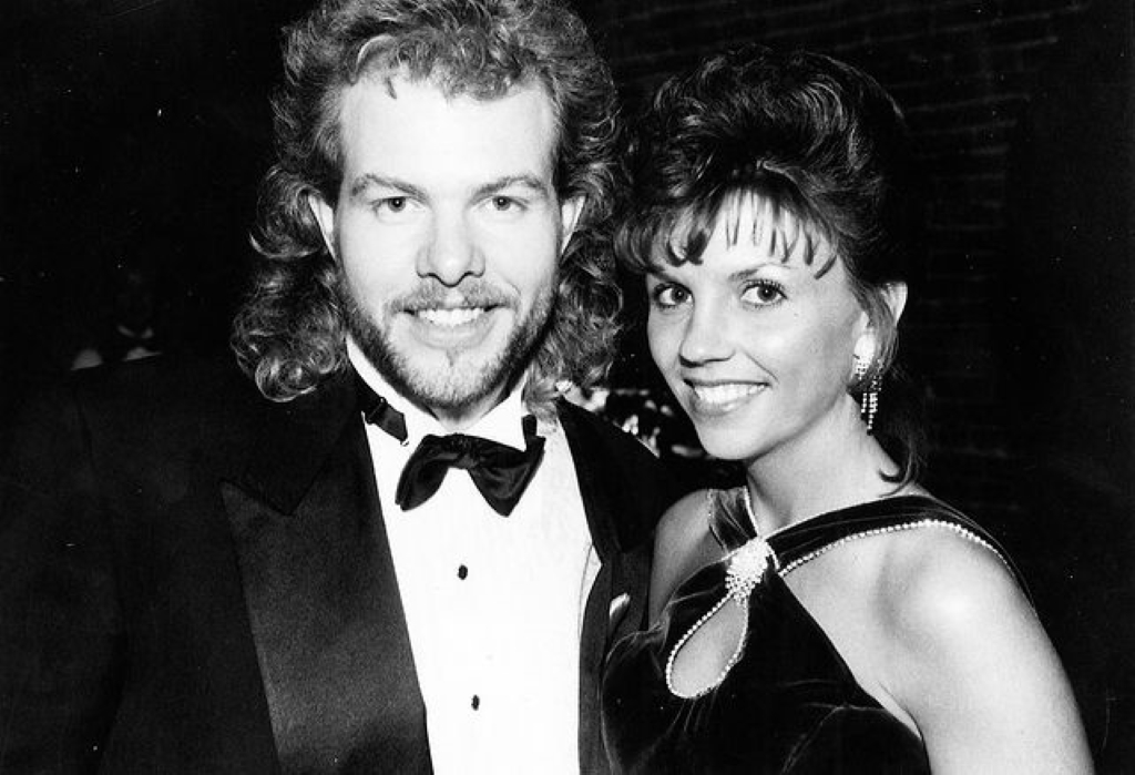 Toby Keith with his wife on their anniversary